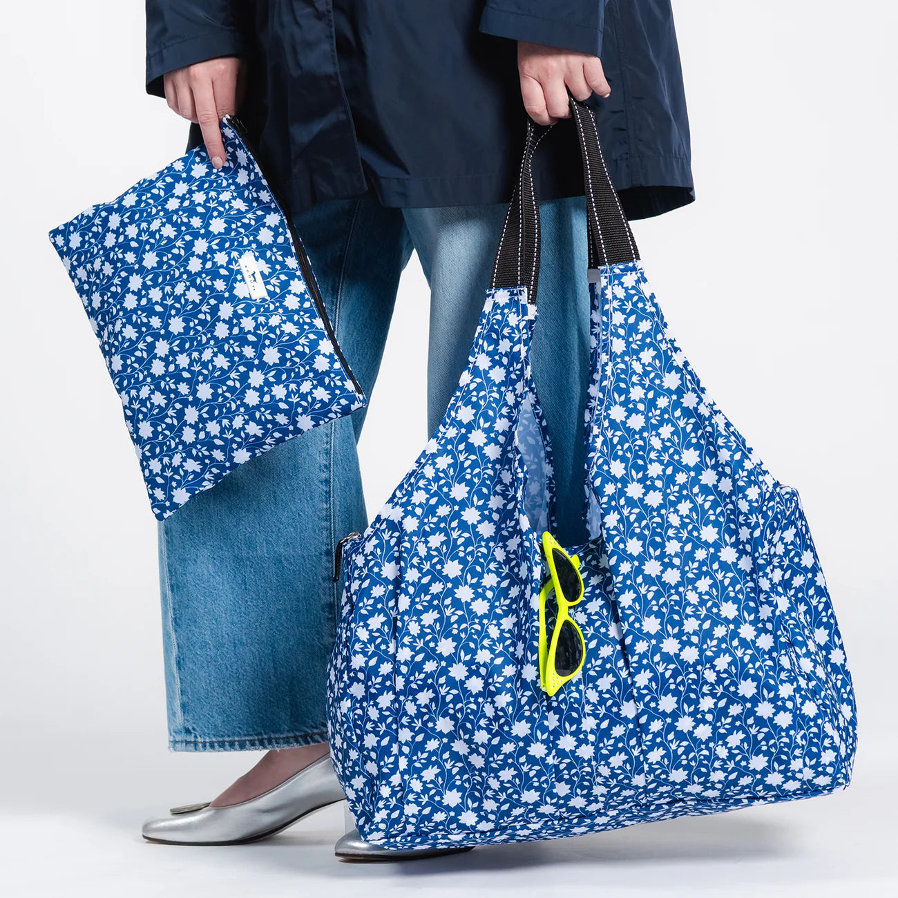 Bloom Service Going Places Tote