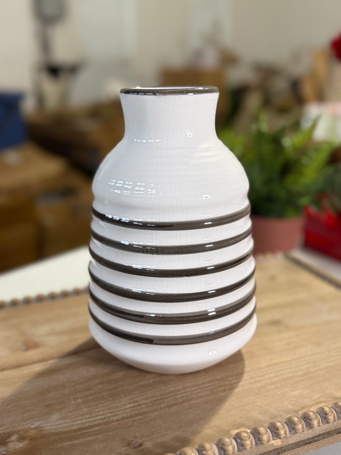 Grey/White Vase