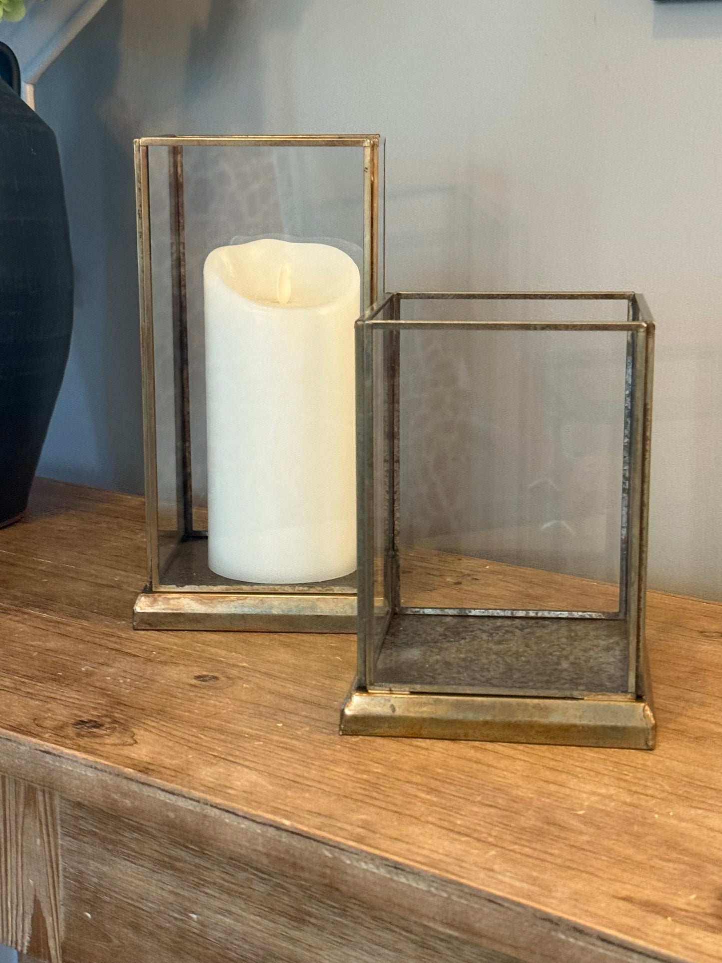 Brass and Glass Displayer (2 sizes)