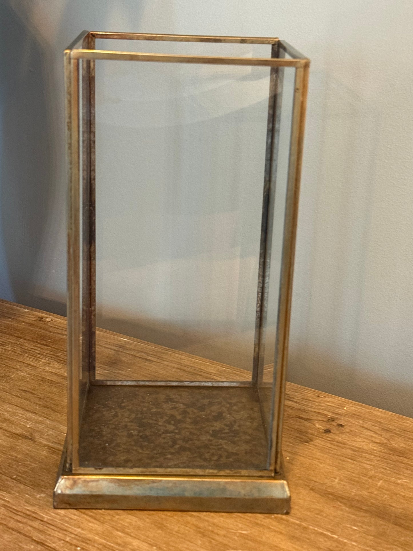 Brass and Glass Displayer (2 sizes)