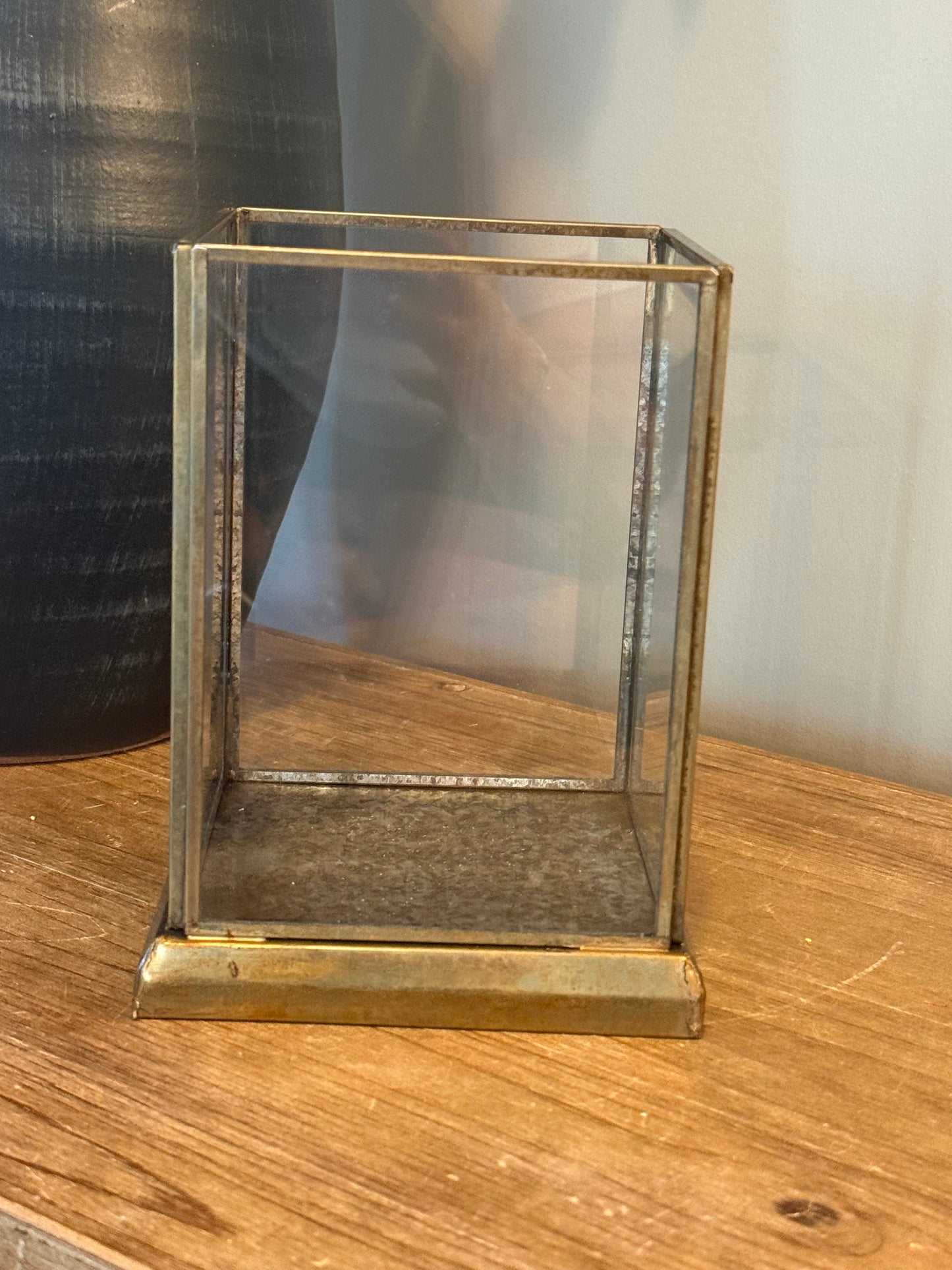 Brass and Glass Displayer (2 sizes)